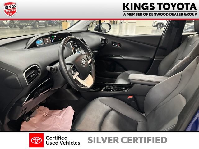 Certified 2017 Toyota Prius Four FWD image 11