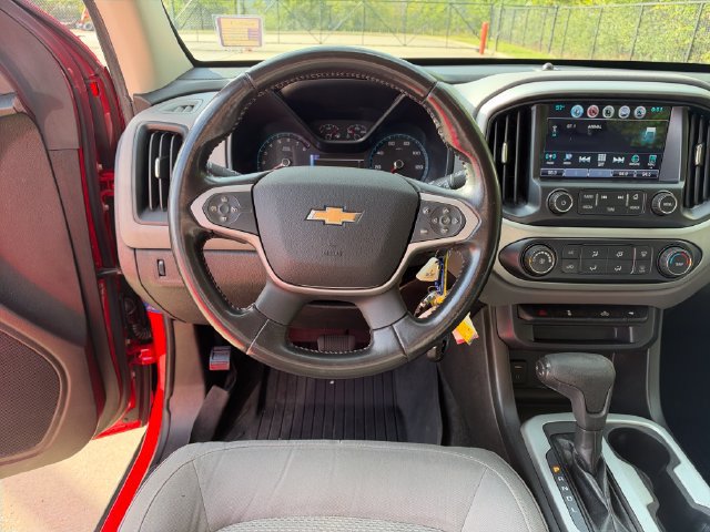 Used 2018 Chevrolet Colorado LT w/ LT Convenience Package RWD image 16