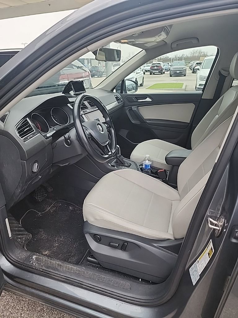 Used 2019 Volkswagen Tiguan SE image 10