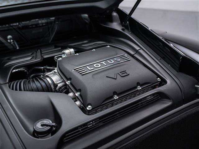 New 2025 Lotus Emira image 27