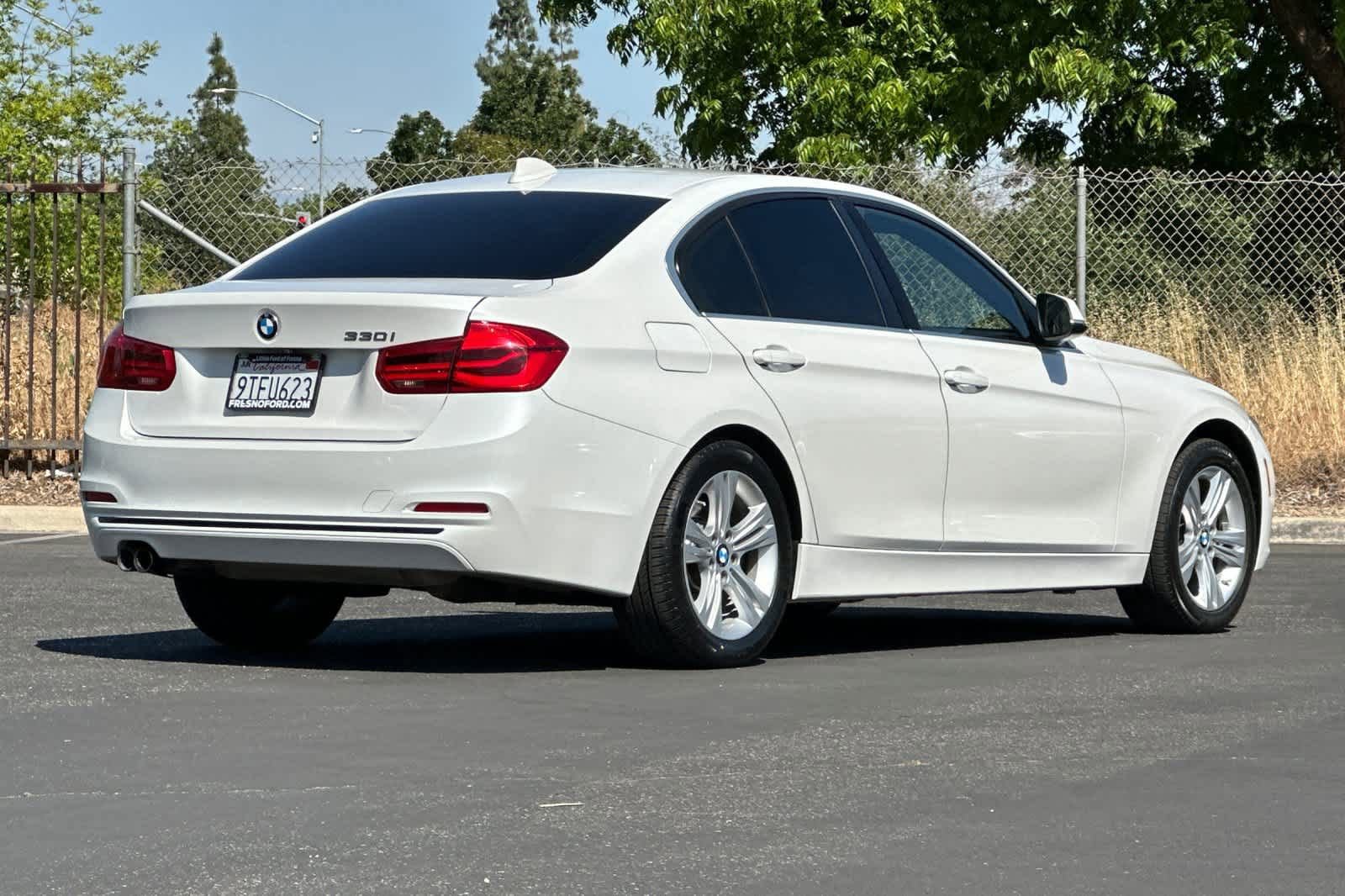 Used 2018 BMW 330i Sedan RWD video 2