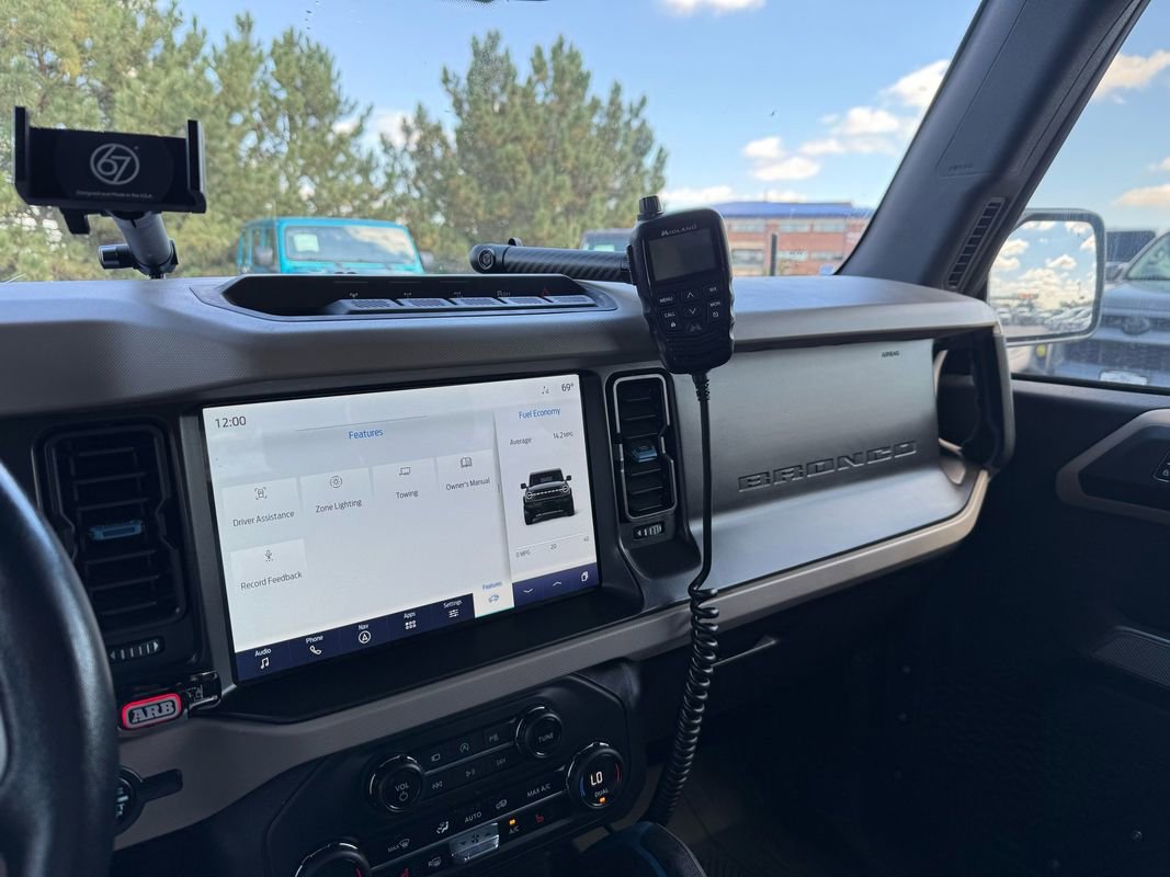Used 2023 Ford Bronco Wildtrak image 38