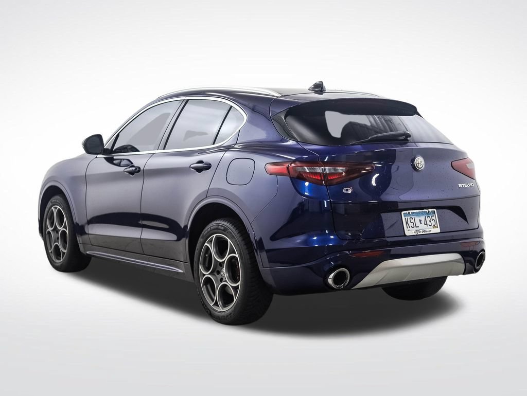 Used 2020 Alfa Romeo Stelvio Ti Lusso AWD/4WD image 3
