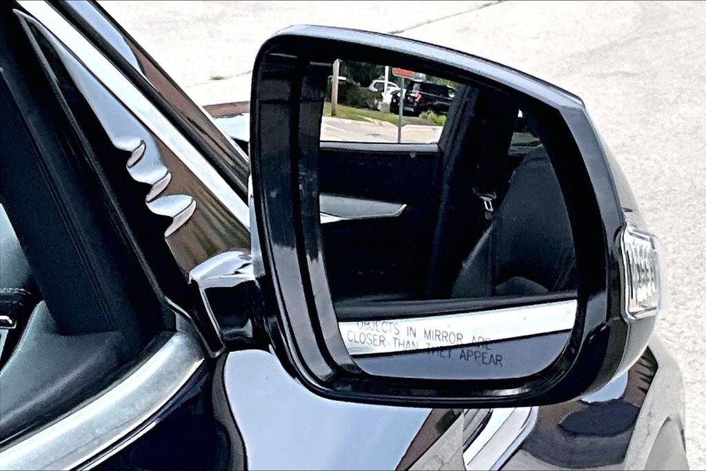 Certified 2019 INFINITI QX50 Essential w/ Sensory Package AWD/4WD image 23