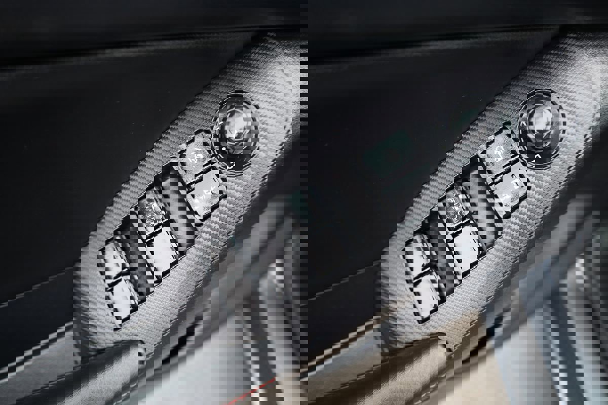 Used 2016 MAZDA MAZDA3 i Grand Touring image 10