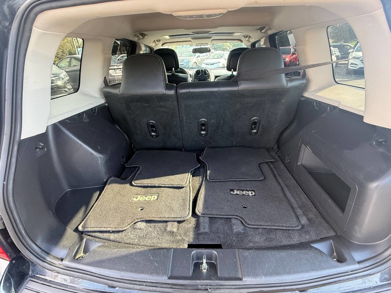 Used 2016 Jeep Patriot High Altitude image 19