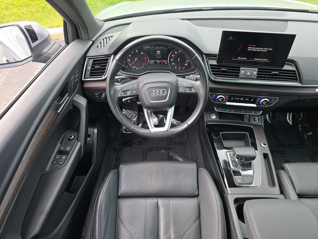 Used 2023 Audi Q5 2.0T Premium w/ Convenience Package AWD/4WD image 24