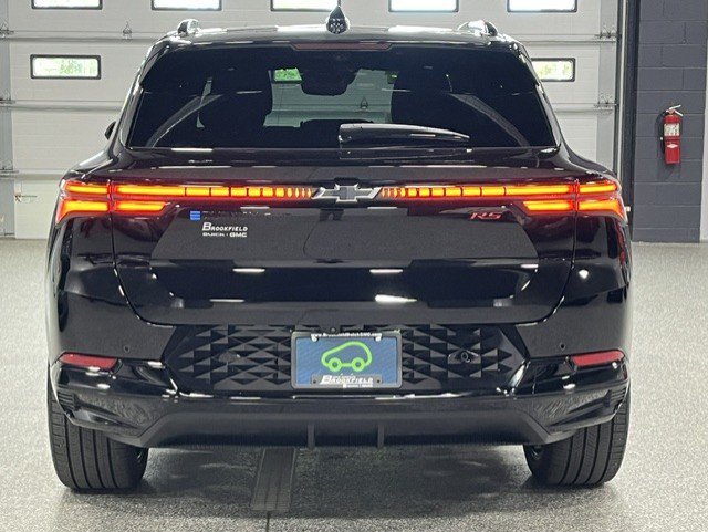 Certified 2026 Chevrolet Equinox EV RS w/ Convenience Package II AWD/4WD image 3