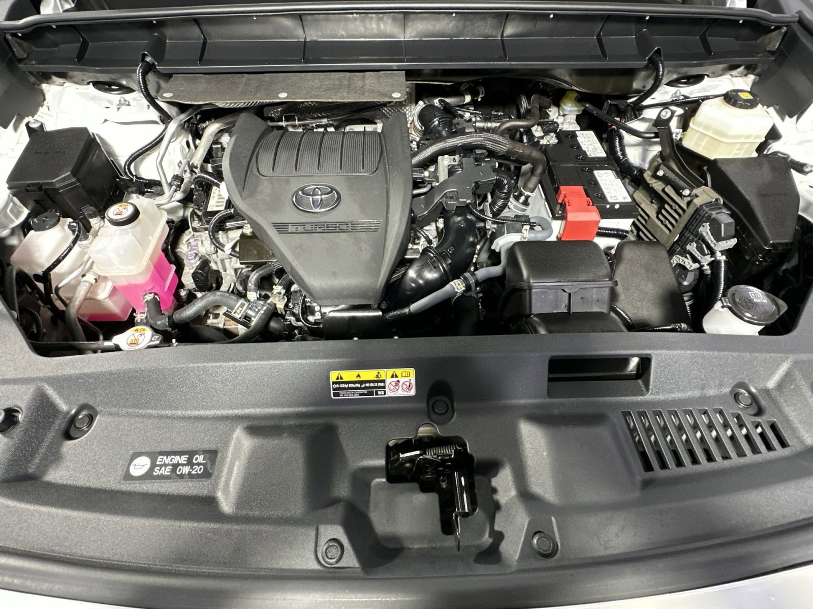 Used 2023 Toyota Highlander XLE image 43
