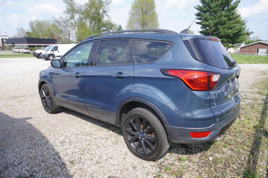 Used 2019 Ford Escape SE FWD image 5