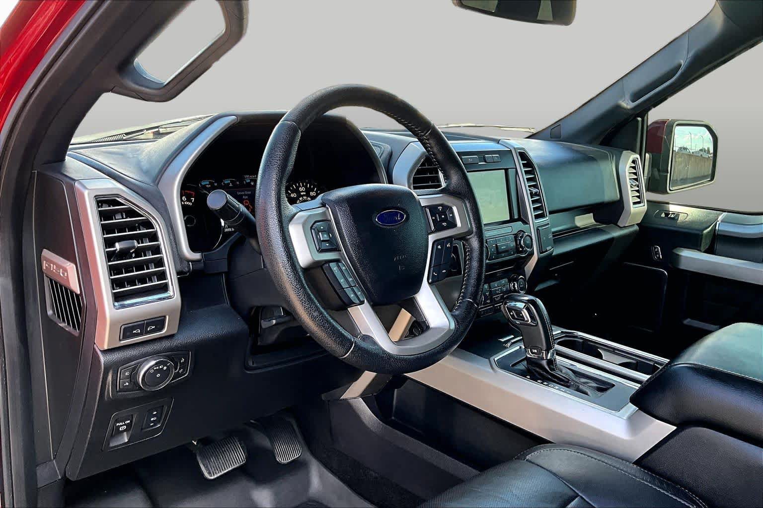 Used 2015 Ford F150 Lariat RWD image 19