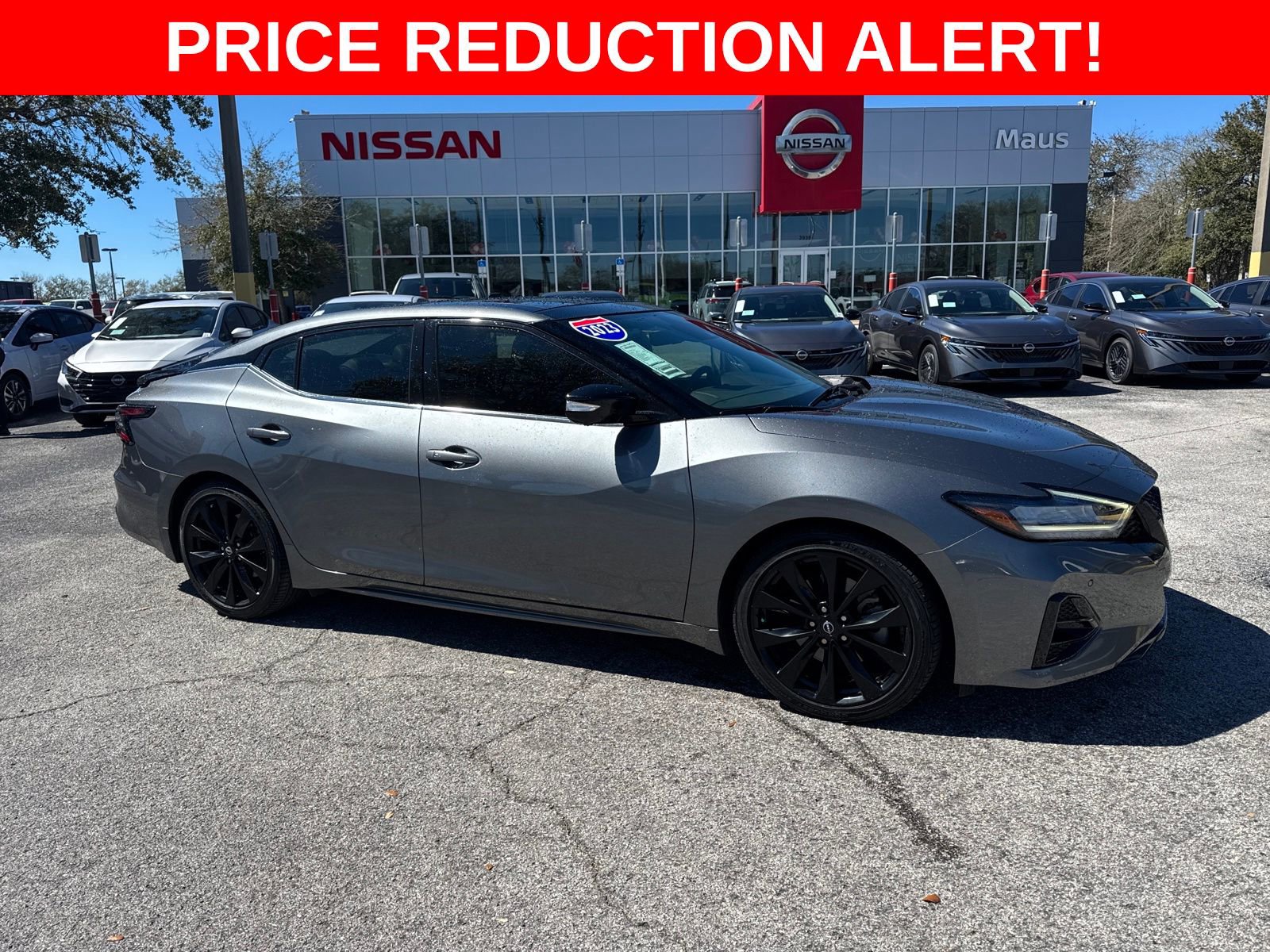 Certified 2023 Nissan Maxima SR w/ Sport Mat Group image 1