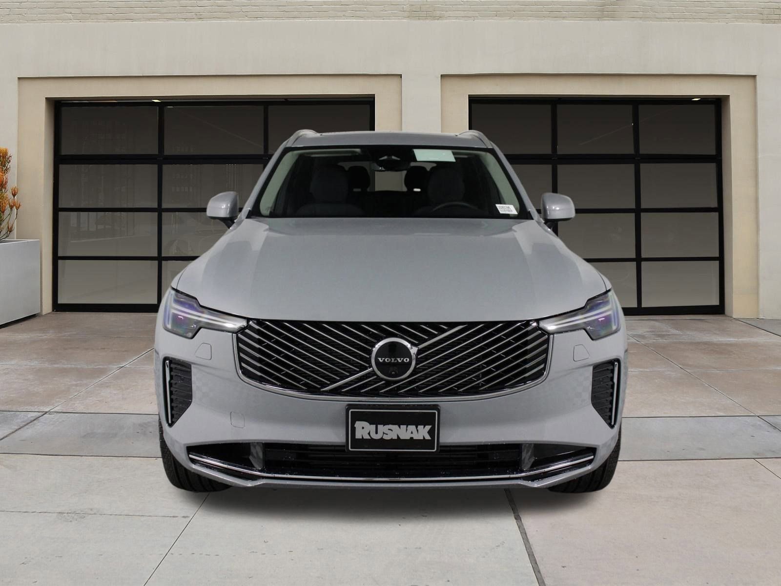 New 2026 Volvo XC90 T8 Plus w/ Protection Package image 2