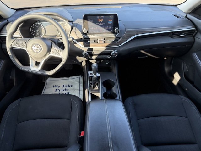 Used 2025 Nissan Altima 2.5 SV image 23