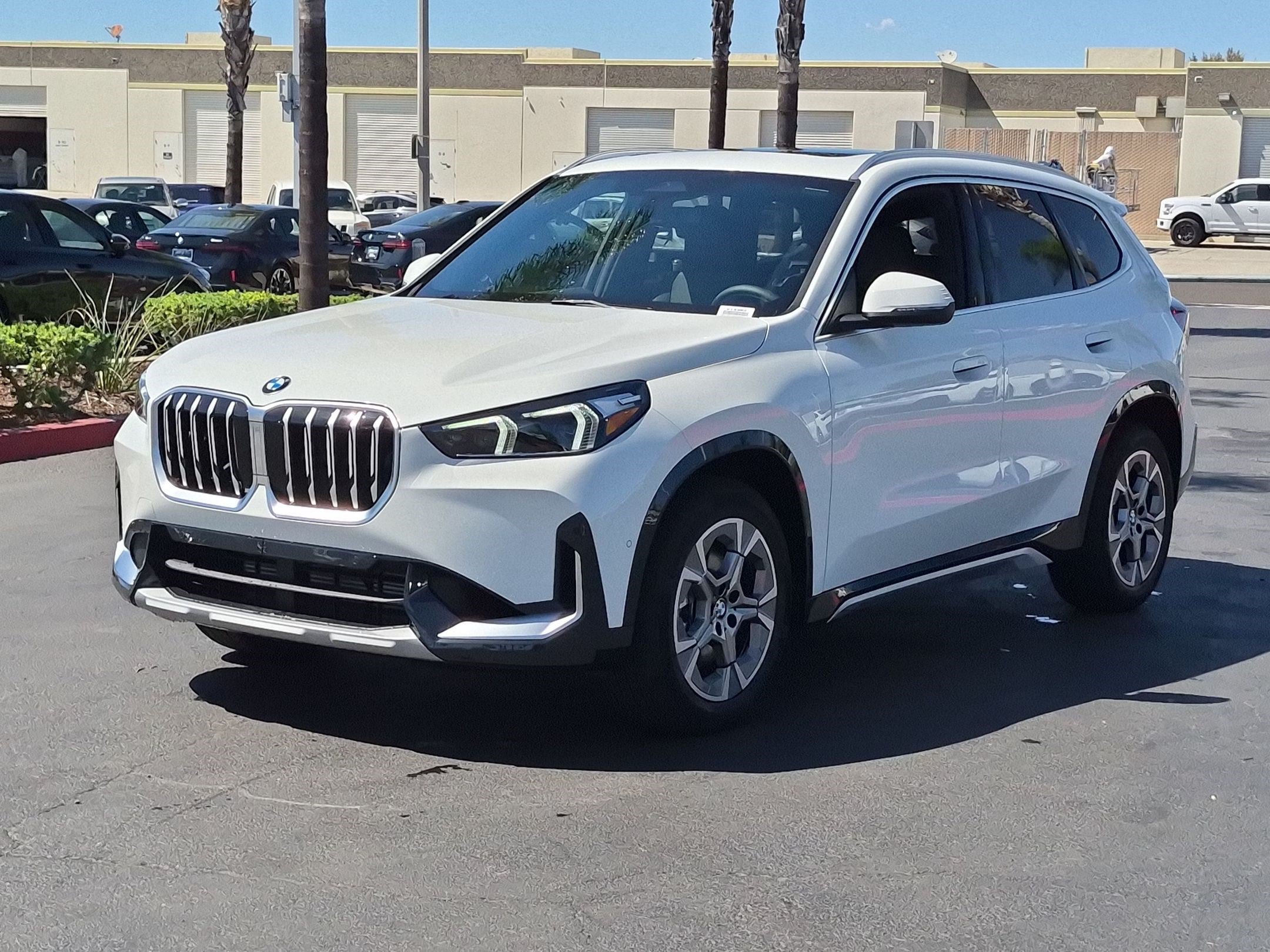 New 2027 BMW X1 xDrive28i AWD/4WD image 5
