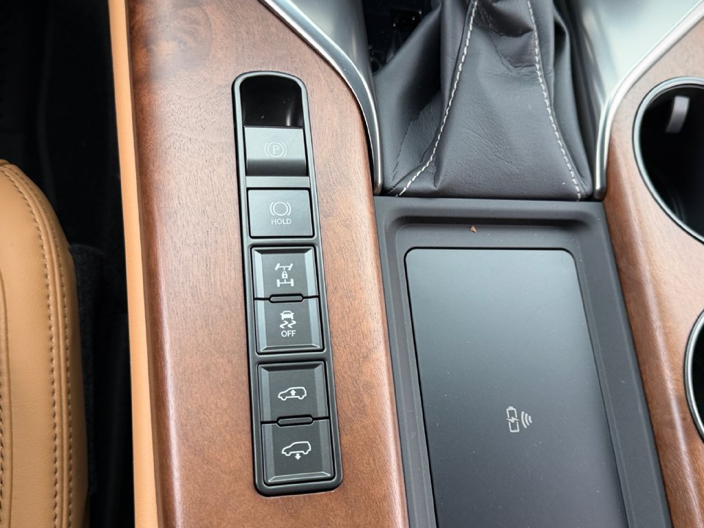 New 2026 Lexus LX 600 4WD w/ Luxury Package image 30