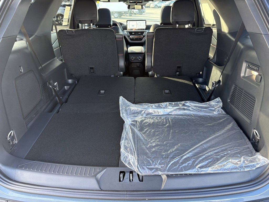 New 2026 Ford Explorer ST w/ Sun And Sound Package image 9