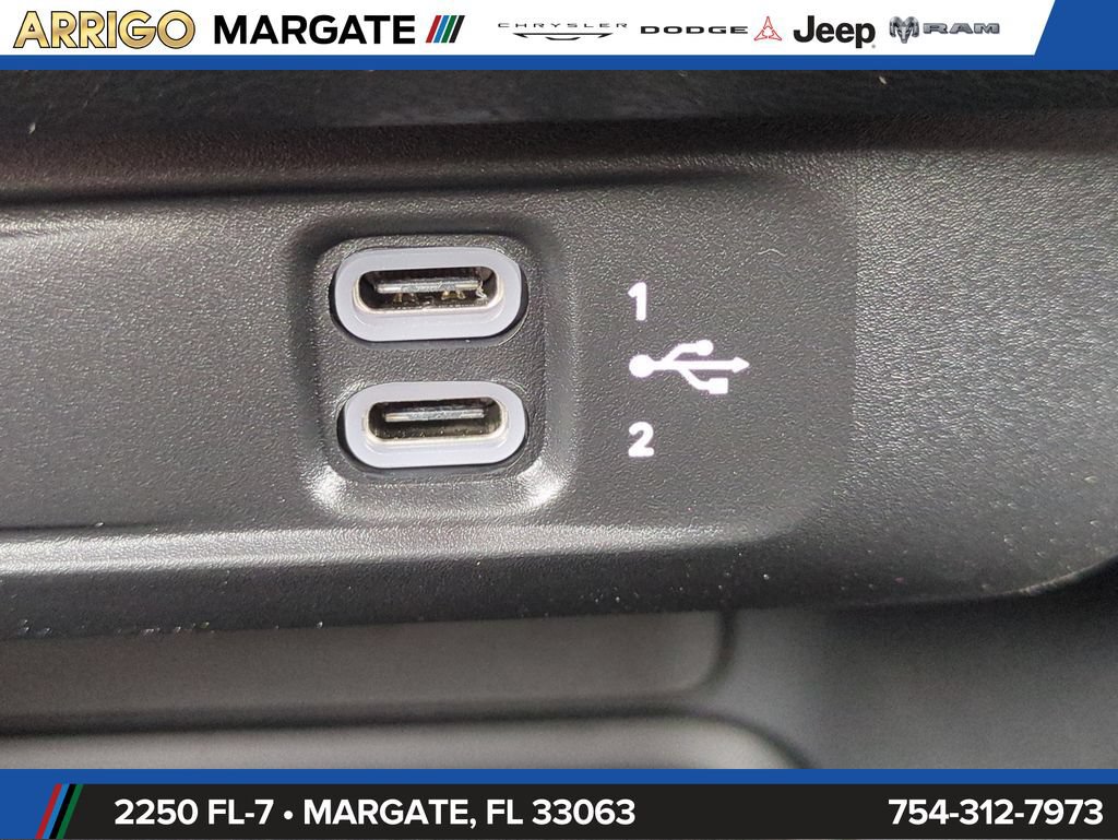New 2026 Dodge Charger Scat Pack w/ Blacktop Package AWD/4WD image 21