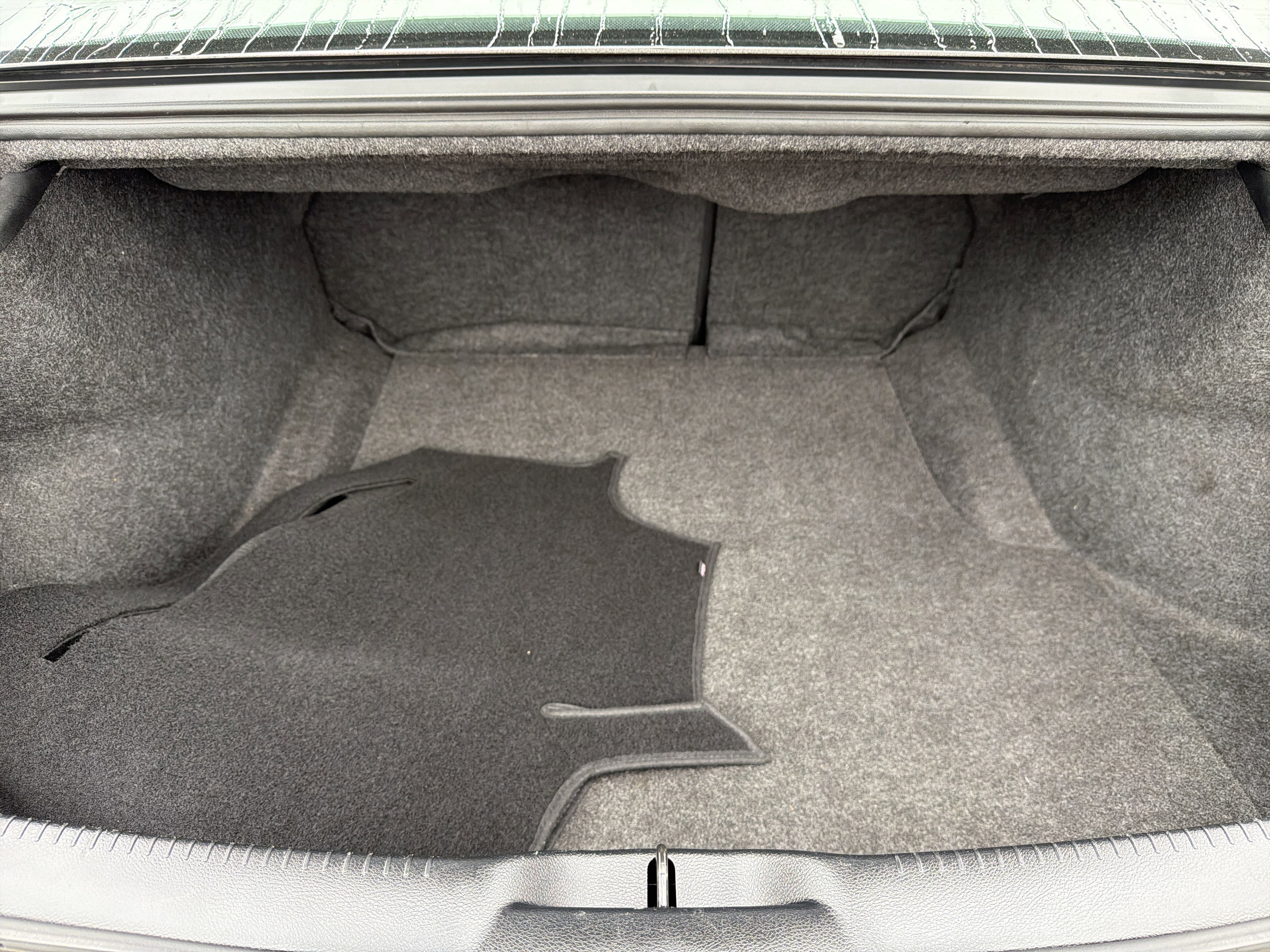 Used 2019 Chrysler 300 Touring L w/ Quick Order Package 22F image 5