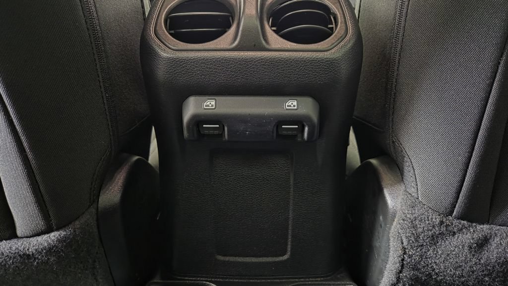 Used 2022 Jeep Gladiator Mojave AWD/4WD image 28