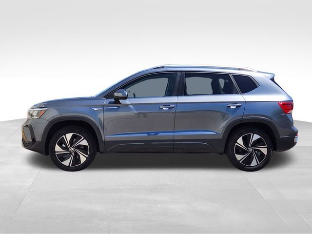 Used 2024 Volkswagen Taos SE AWD/4WD image 7