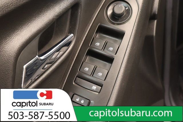 Used 2022 Chevrolet Trax LT w/ LT Convenience Package image 12