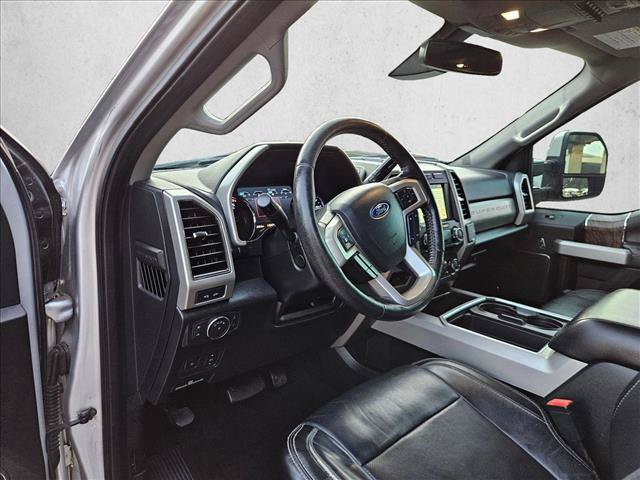 Used 2019 Ford F250 Lariat w/ Lariat Ultimate Package AWD/4WD image 9