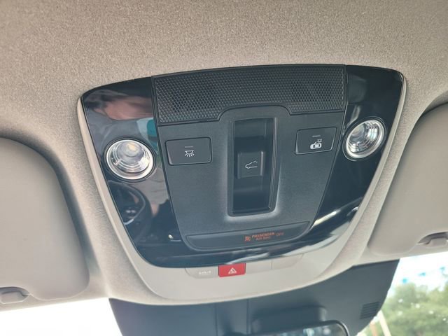 Used 2024 Kia Niro EX Touring FWD image 22