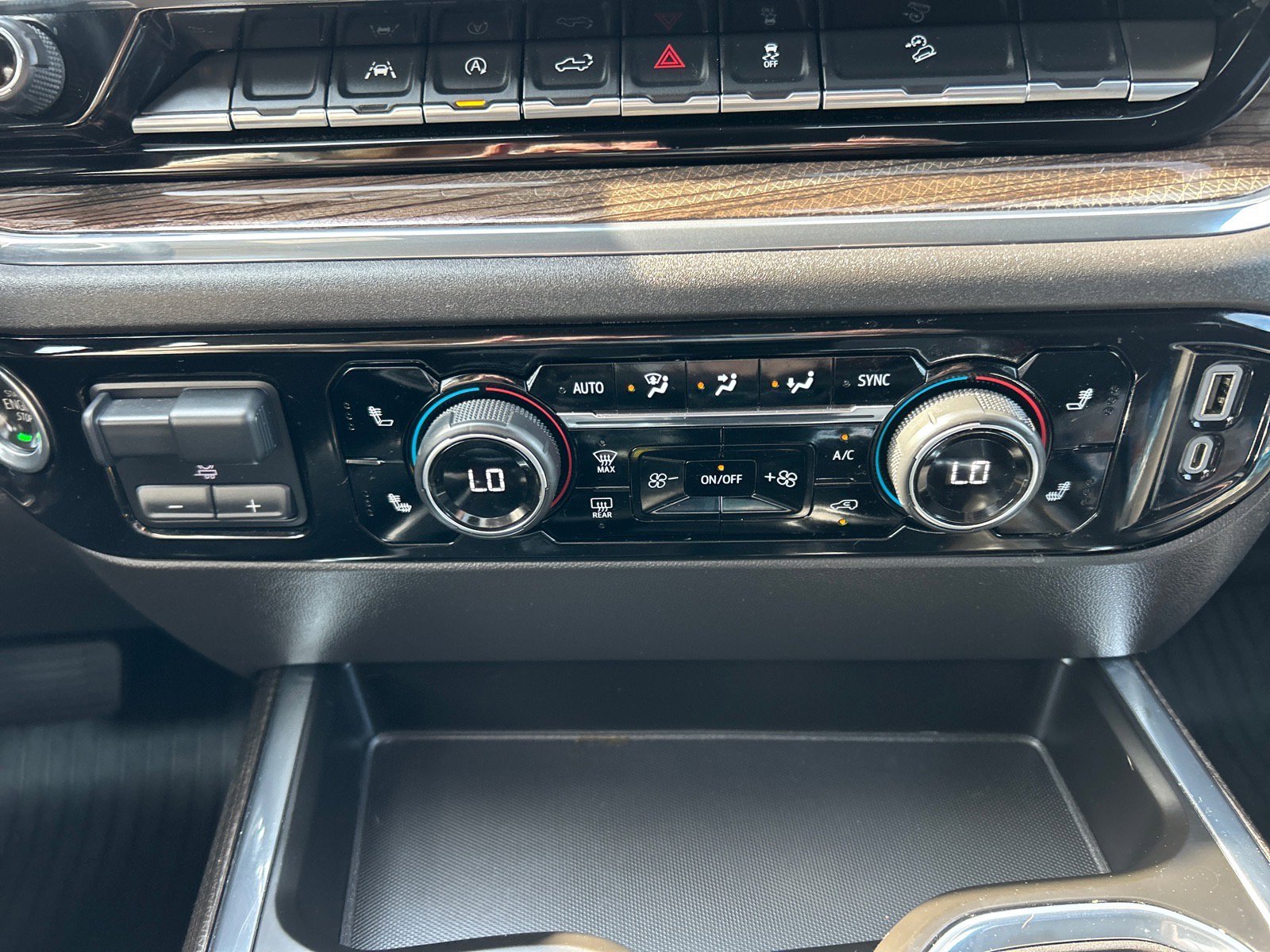 Used 2023 Chevrolet Silverado 1500 LT Trail Boss w/ Protection Package AWD/4WD image 29