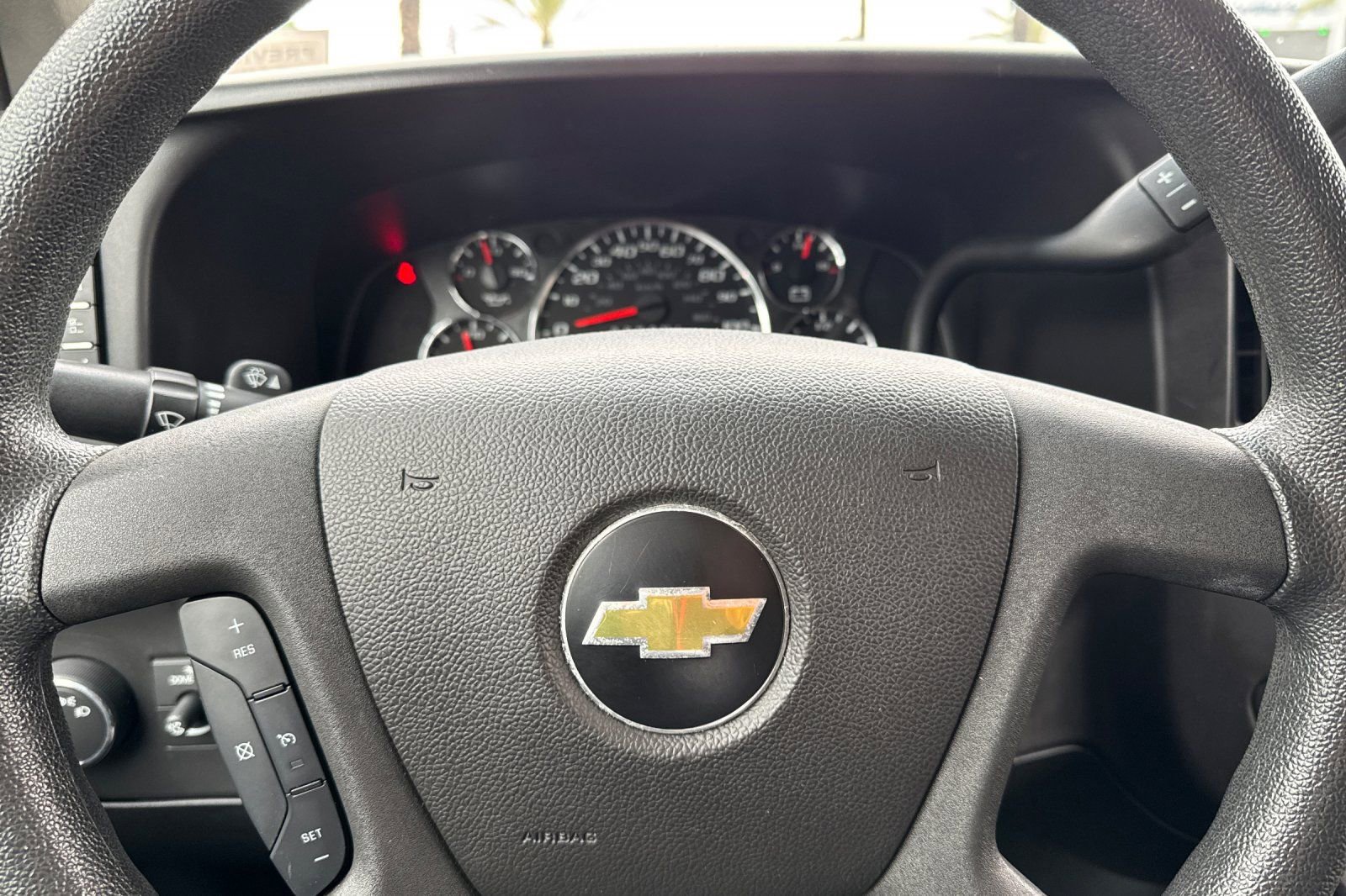 Used 2017 Chevrolet Express 3500 LT w/ LT Preferred Equipment Group image 22