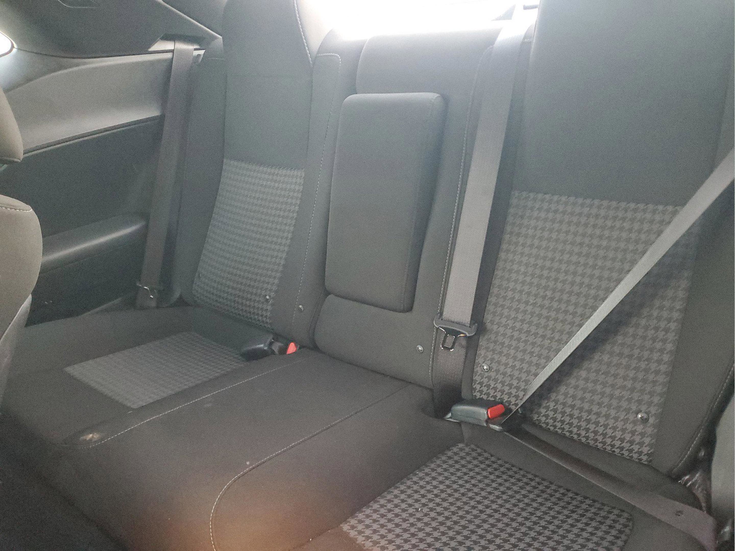 Certified 2022 Dodge Challenger GT image 8