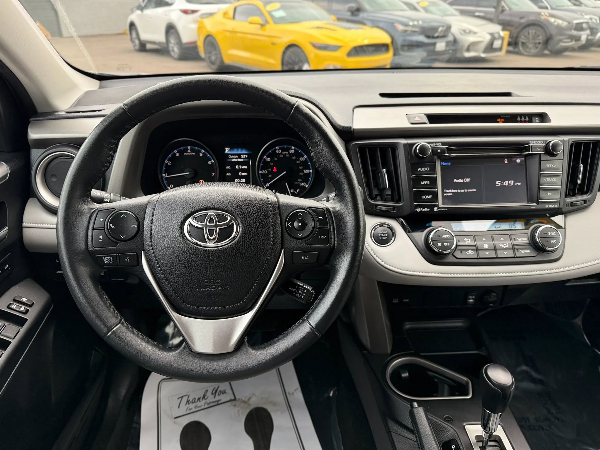 Used 2017 Toyota RAV4 XLE AWD/4WD image 27