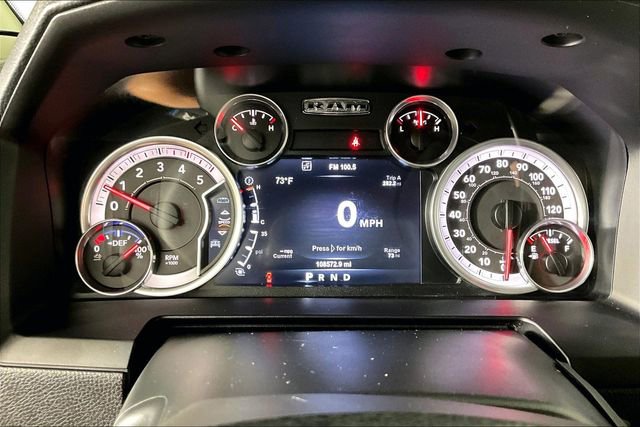 Used 2015 RAM 3500 Laramie w/ Convenience Group AWD/4WD image 13