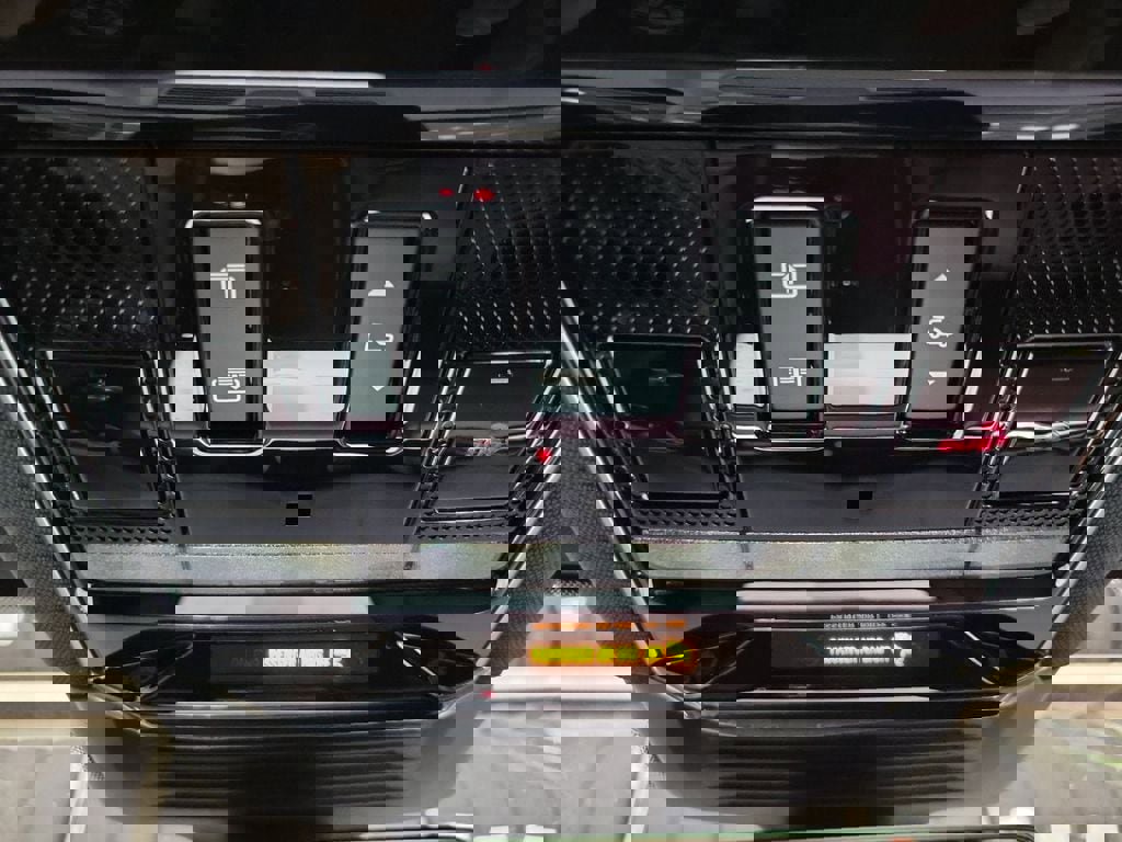 New 2025 Land Rover Range Rover Sport Dynamic SE image 21