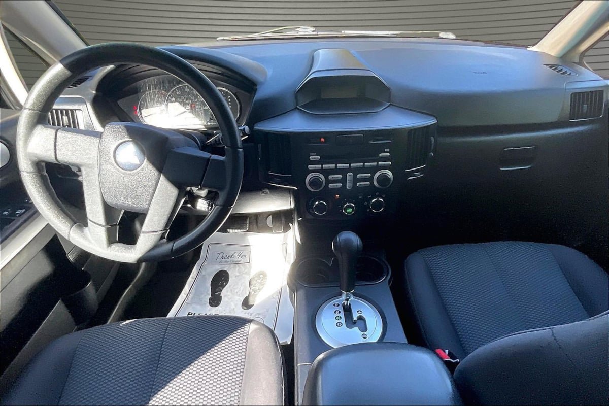 Used 2011 Mitsubishi Endeavor LS AWD/4WD image 7