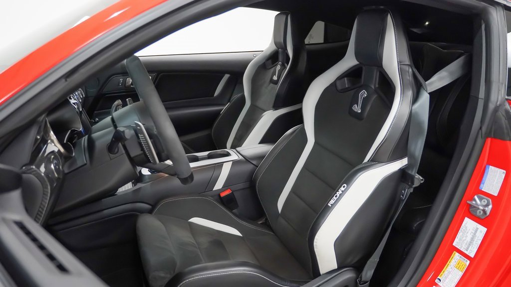 Used 2021 Ford Mustang Shelby GT500 w/ Technology Package image 5