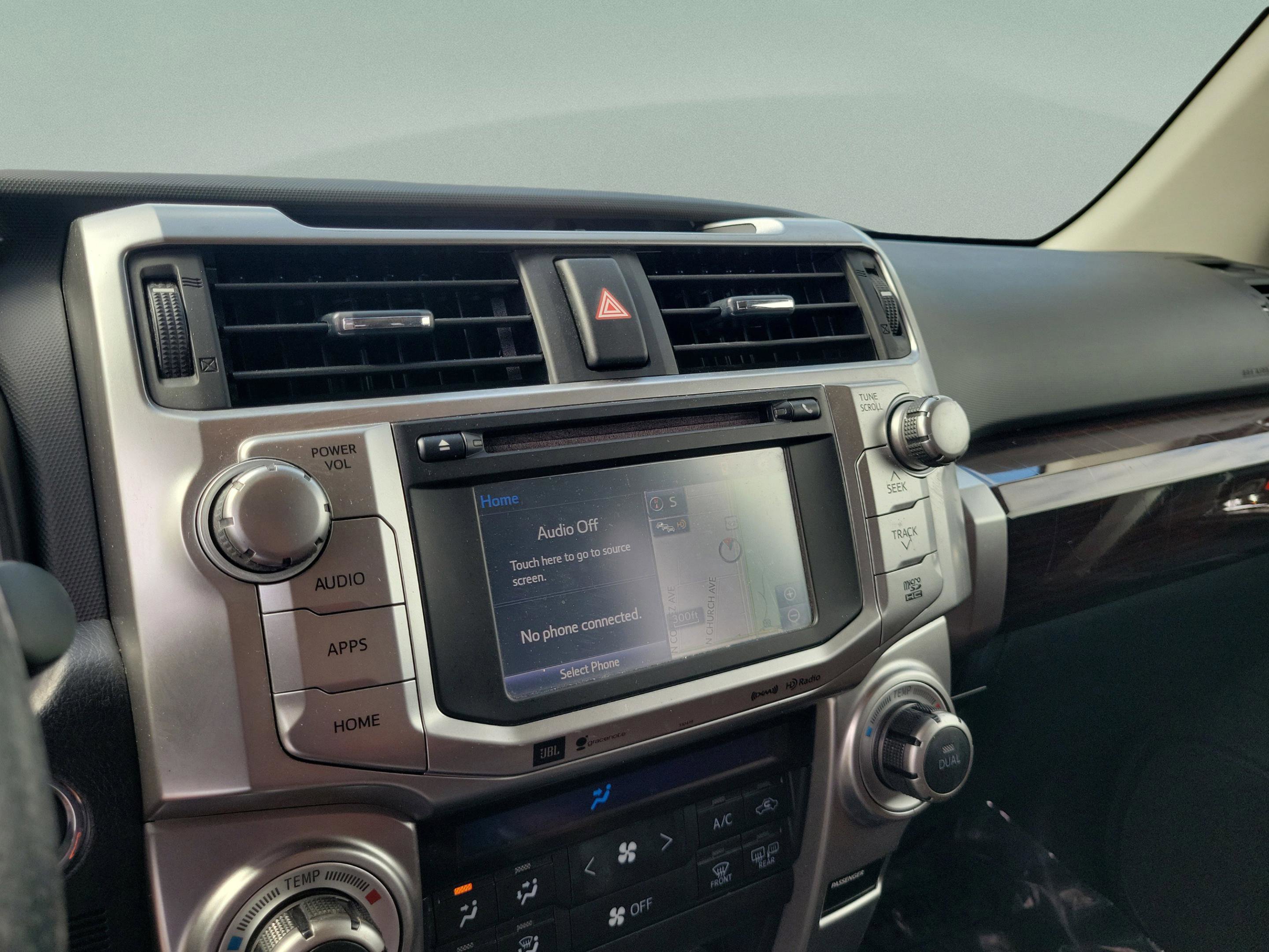 Used 2018 Toyota 4Runner Limited image 15