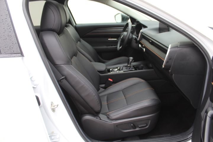 Used 2025 MAZDA CX-50 AWD 2.5 S w/ Premium Plus Pkg image 41