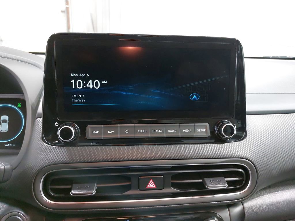 Used 2022 Hyundai Kona Limited AWD/4WD image 21