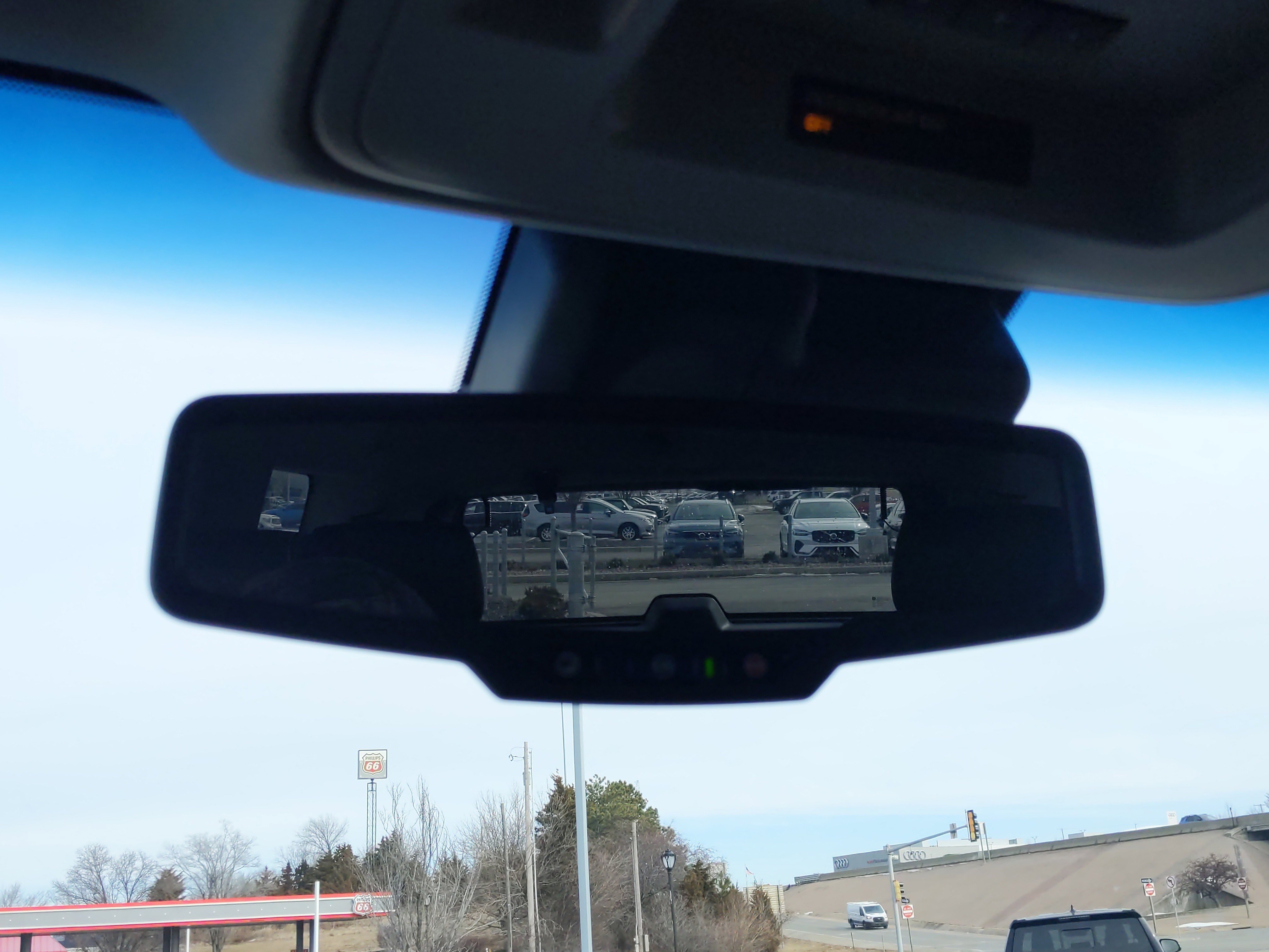 Used 2019 GMC Yukon Denali w/ Denali Ultimate Package image 22