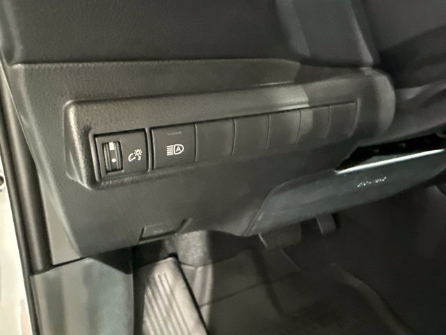 New 2026 Toyota Corolla LE w/ LE Premium Package FWD image 20