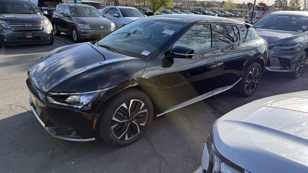 Used 2024 Kia EV6 Wind RWD image 2