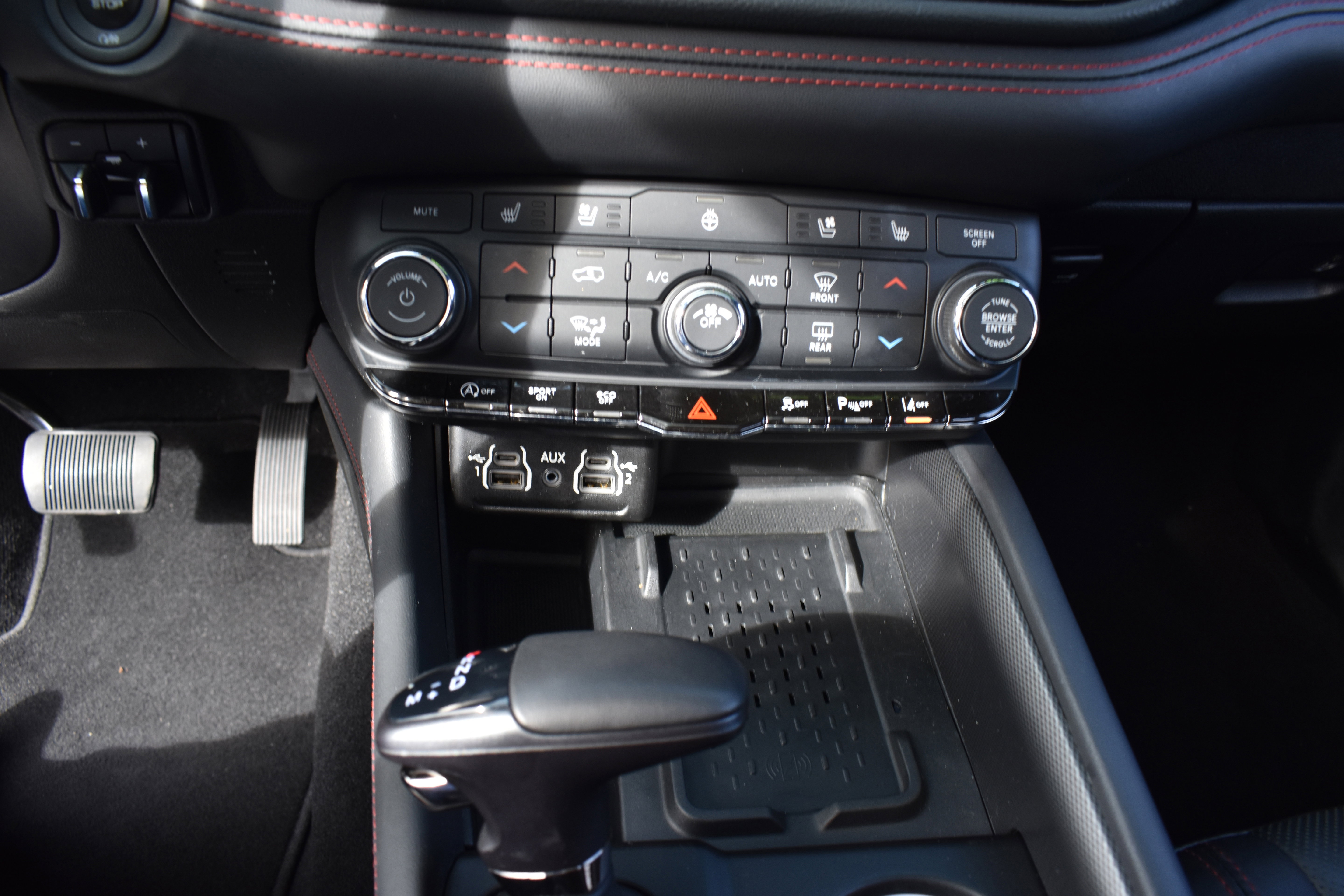 Used 2025 Dodge Durango GT image 20