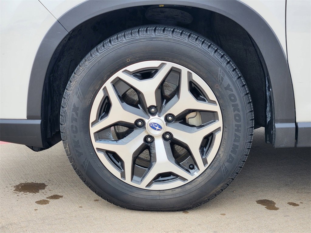 Used 2020 Subaru Forester Premium image 7