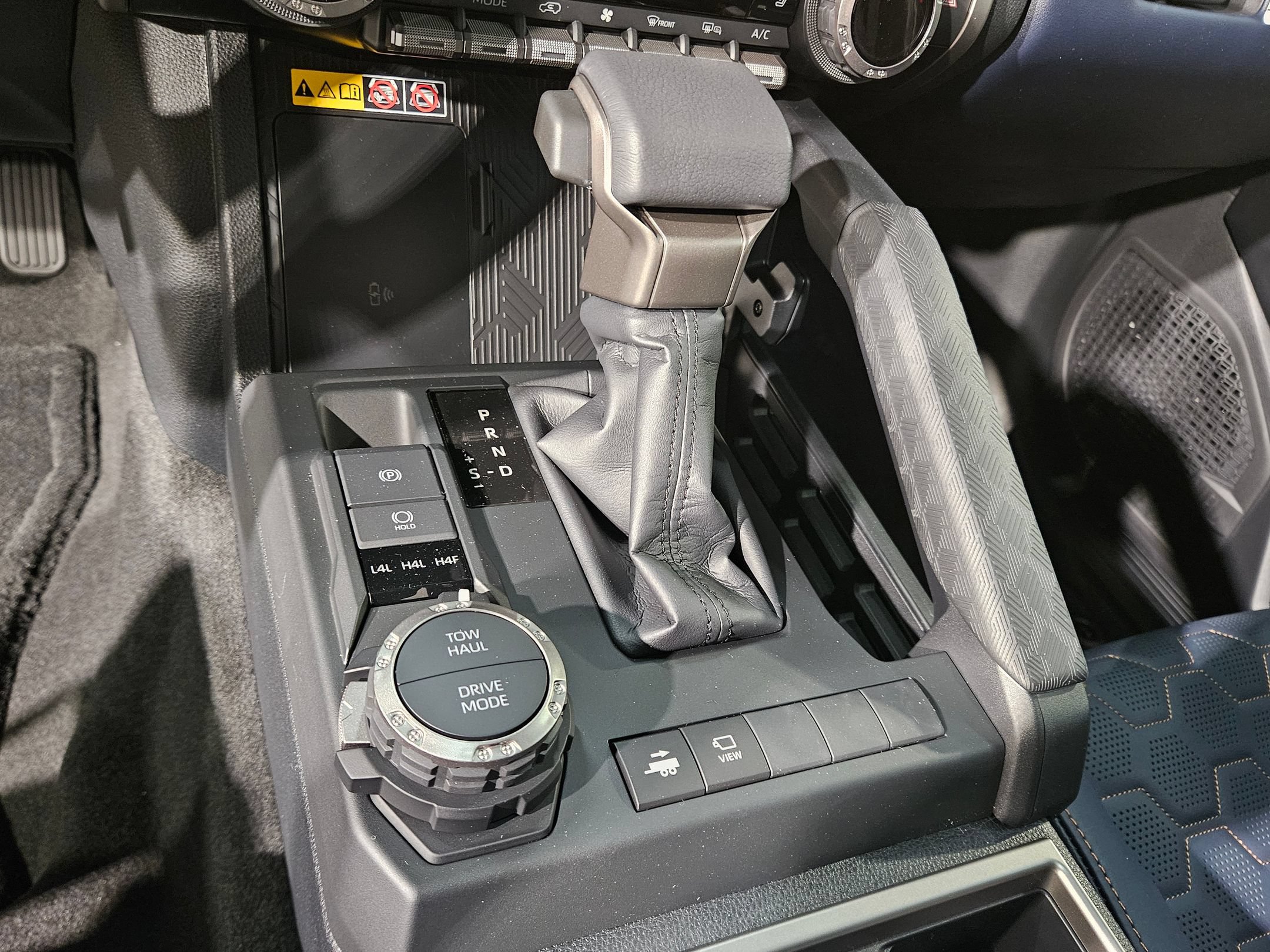 New 2026 Toyota 4Runner Platinum AWD/4WD image 20