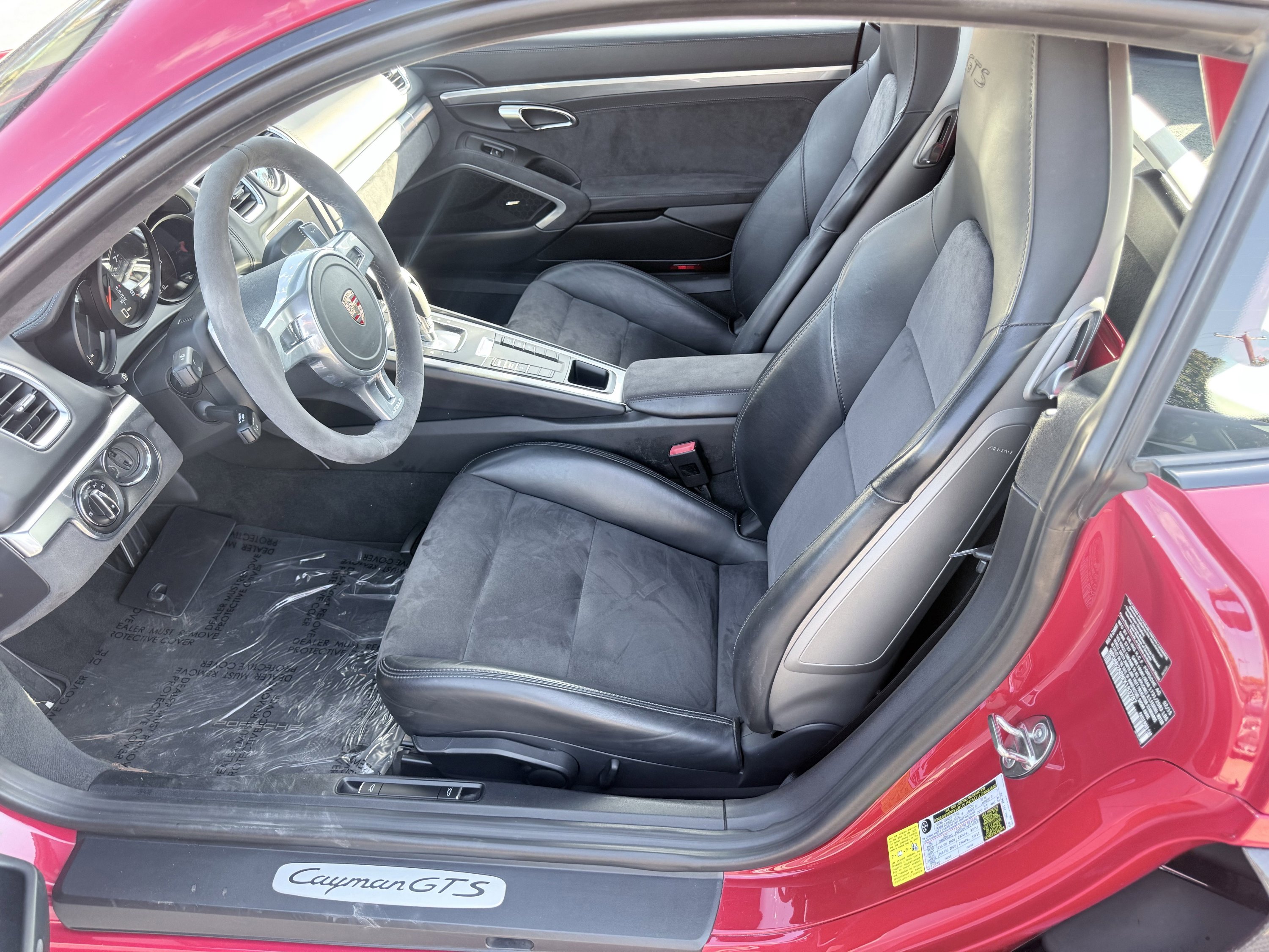 Used 2015 Porsche Cayman GTS image 27