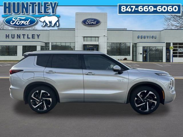 Used 2024 Mitsubishi Outlander SEL Black Edition AWD/4WD image 4