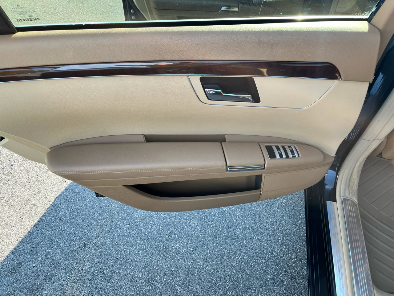 Used 2007 Mercedes-Benz S 550 4MATIC image 14