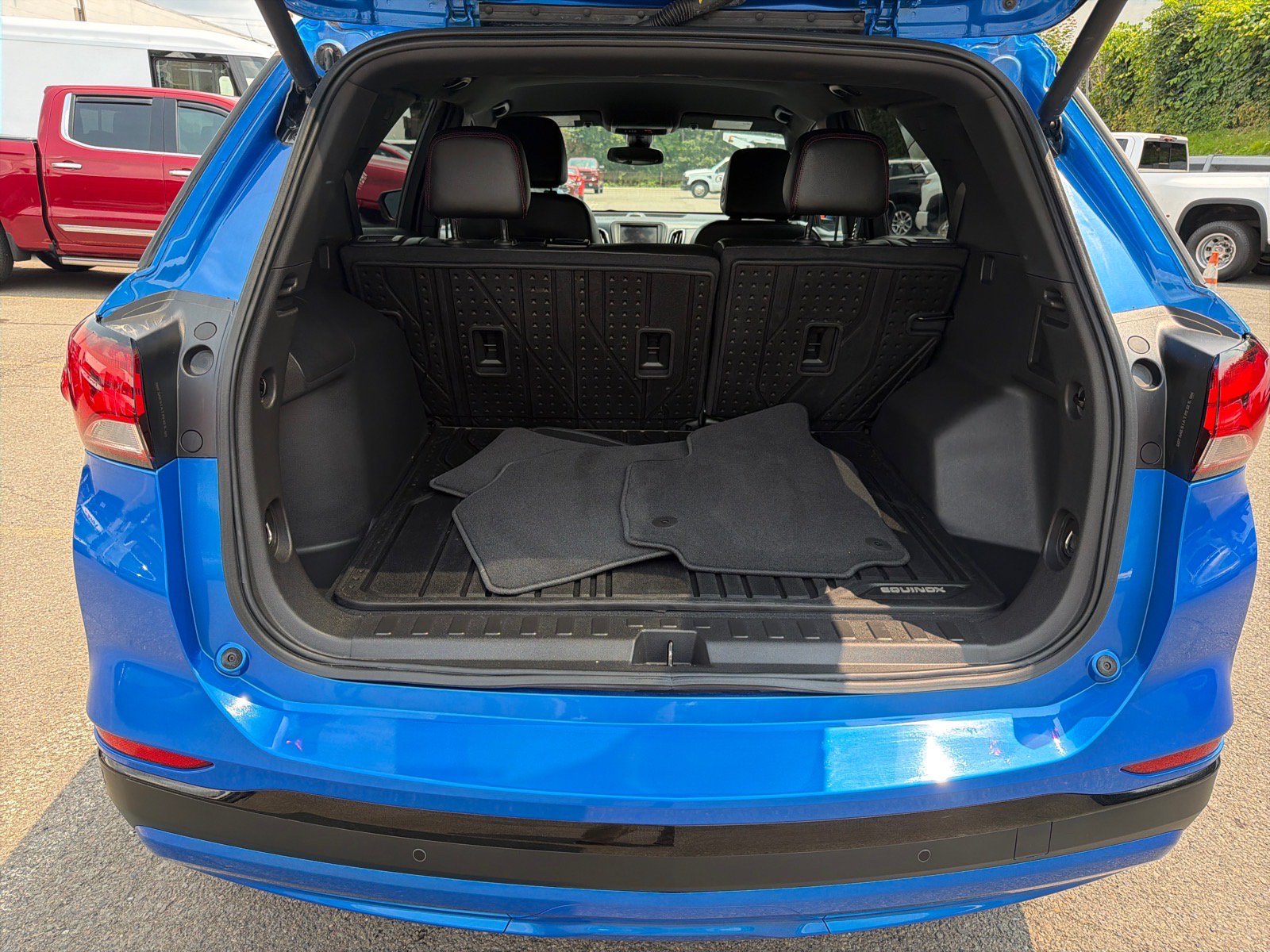Used 2024 Chevrolet Equinox RS AWD/4WD image 8