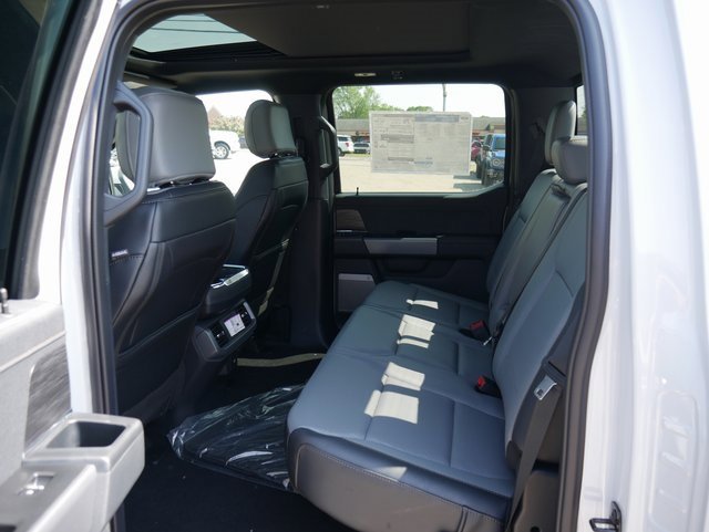 New 2025 Ford F150 Lightning Lariat image 24